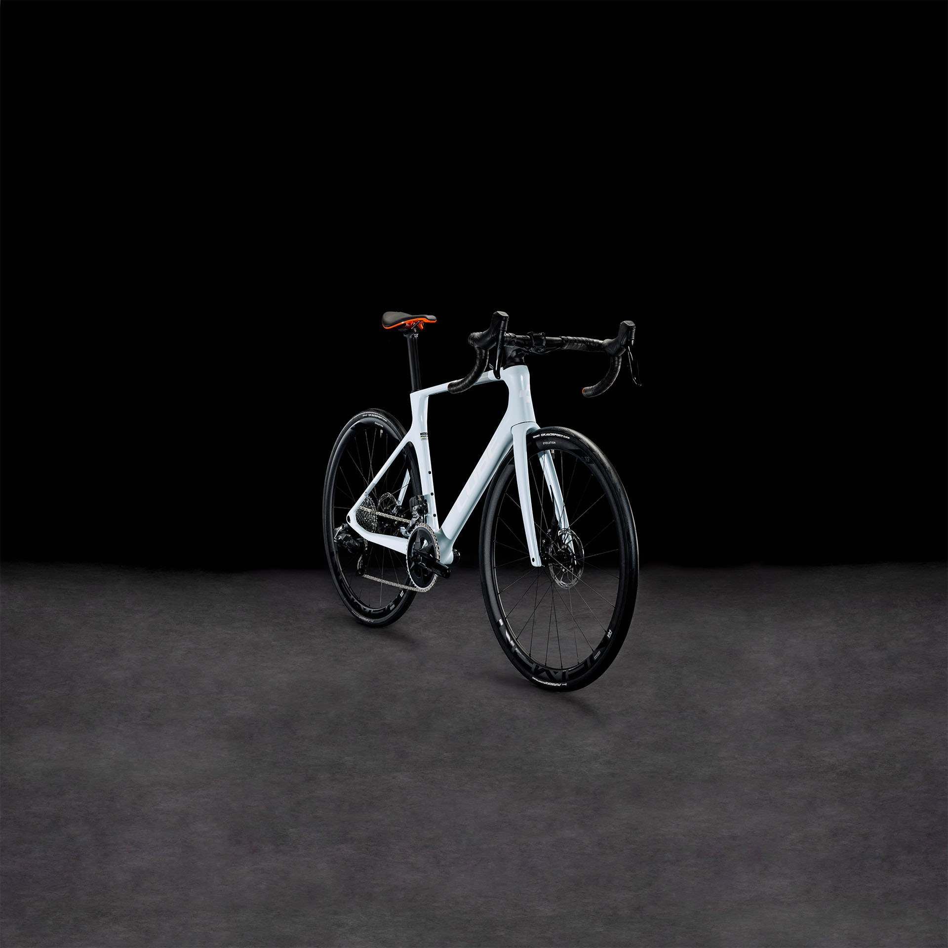 CUBE PRODUCT ARCHIVE | Cube Agree C:62 Pro white´n´orange